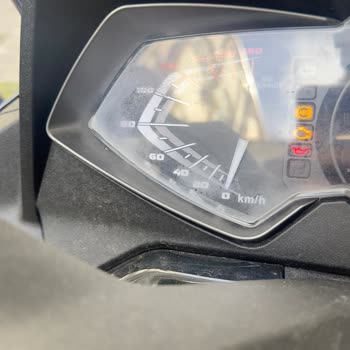 Kymco Downtown Scooter: Su Alan Ekran Ve Yetersiz Garanti Hizmeti