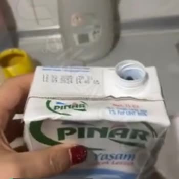 Şok Marketten Bozuk Pınar Marka Süt!