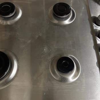 Asperox Mavi Güç İle İnox Ocakta Kalıcı Leke Sorunu