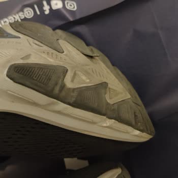 Skechers Ayakkabıda Kauçuk Sorunu Ve Yetersiz Müşteri Hizmeti