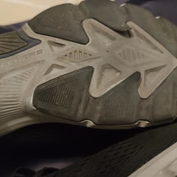 Skechers Ayakkabıda Kauçuk Sorunu Ve Yetersiz Müşteri Hizmeti