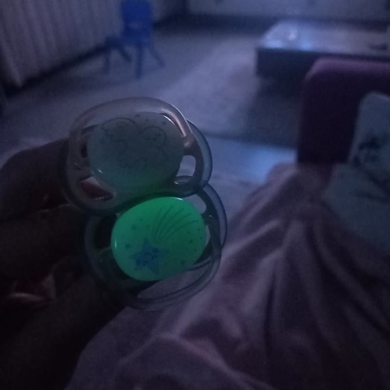 Philips Avent Gece Emziği Parlamıyor