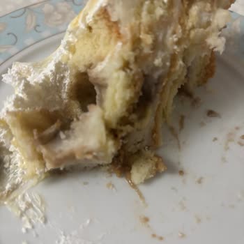 Kafkas Pasta Şekerleme Bozuk Muzlu Pasta: Yılbaşı Ve Doğum Günü Hüsranı