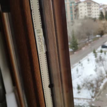Egepen'den Alınan Pencerede Çatlak Ve Buğulanma Sorunu