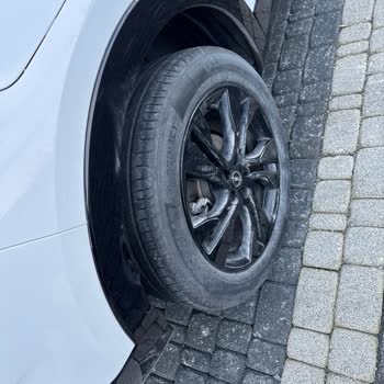 Opet Yıkama Hizmetinde Hayal Kırıklığı: Kirli Araçlar Ve Düzensiz Hizmet