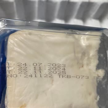 Bozulmuş Tarsüt Peynir: Üretim Ve Paketleme Tarihi Sorunu