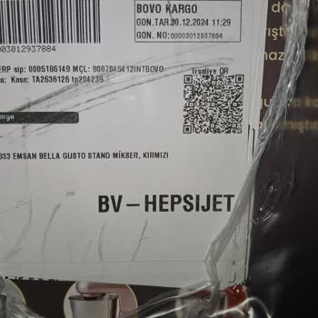 Yanlış Renk Gönderimi Ve Müşteri Hizmetleri Sorunu