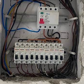 Elektrik Sorunu Mağduriyetimizi Artırıyor