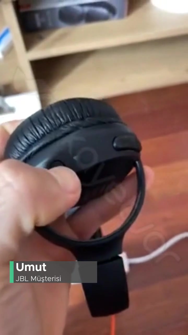 JBL Kulaklık Açma Düğmesi Arızası videonun kapak resmi