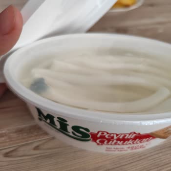 Küflü Peynir Şoku: Mis Kalitesine Yakışmadı