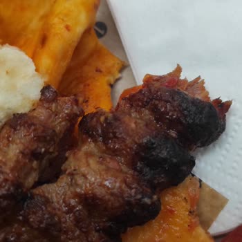 Dürümle Çiğ Ve Yanık Ürünle Aç Kalan Müşteri Deneyimi