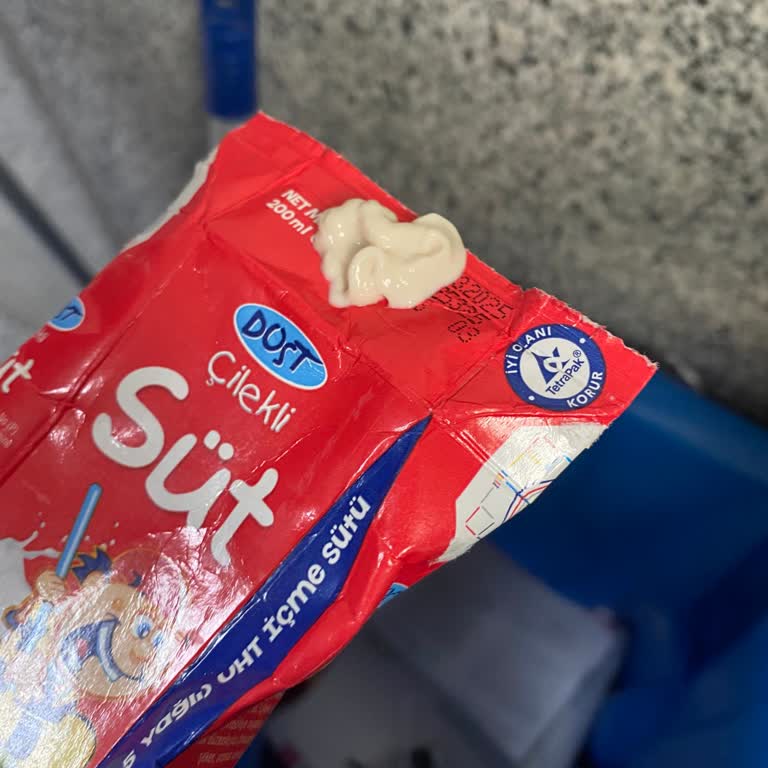 Tarihi Geçmemiş Çilekli Sütte Yoğun Madde Problemi