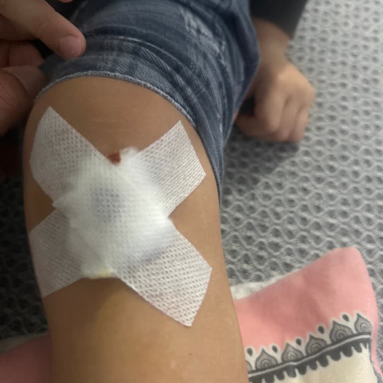 Erşan Park Oyun Alanına Bakım Yapılmalı