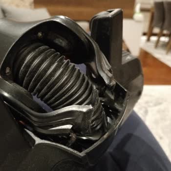 Bosch Seri 6 Şarjlı Süpürgenin Başlık Kırılması Sorunu