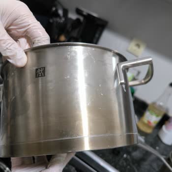 Zwilling İlk Kullanımda Kararan Tencereler