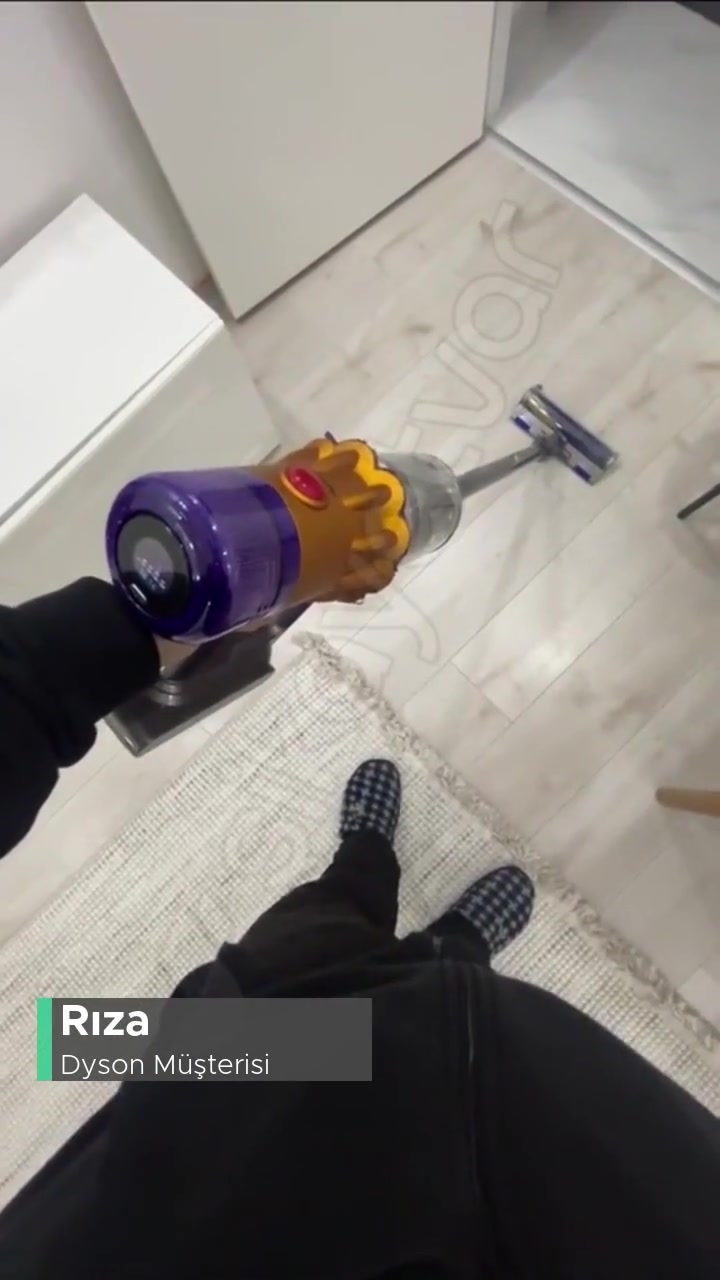 Dyson Bağlantı Sopası Kırılması Çıkması Sonucu Işığın Yanmaması Çekim Gücü! videonun kapak resmi