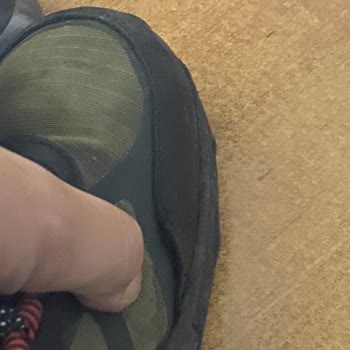 Kısa Sürede Yıpranan Ayakkabılar