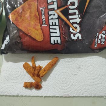 Cips Paketinde Sert Hamur Sürprizi