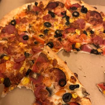 Bahçeşehir Pizza Hut Şubesindeki Sipariş Sorunu