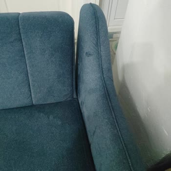 Kusurlu Koltuklar Ve Yetersiz Müşteri Hizmeti