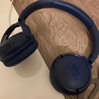 JBL Kulaklık Şarj Sorunu Ve Çözüm Beklentisi