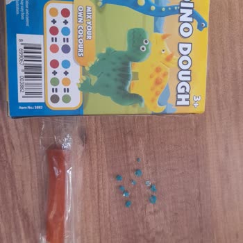 Oyun Hamurunda Tehlikeli Cam Parçaları