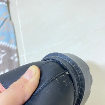 Hotiç Ayakkabının Kalitesi Hayal Kırıklığı Yarattı