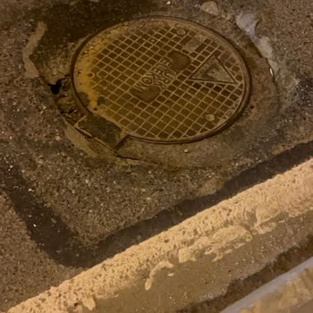 Rögar Kapağı Çökmesi Nedeniyle Araç Hasarı