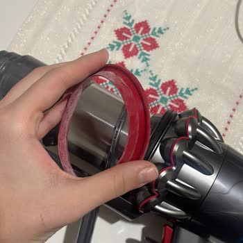 Dyson V15: Kusurlu Ürün Ve Çözüm Beklentisi