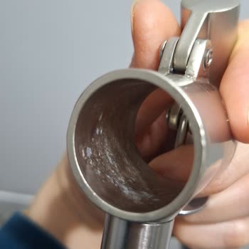 Paslanan Sarımsak Ezici: Sağlık Tehdidi Ve Hayal Kırıklığı