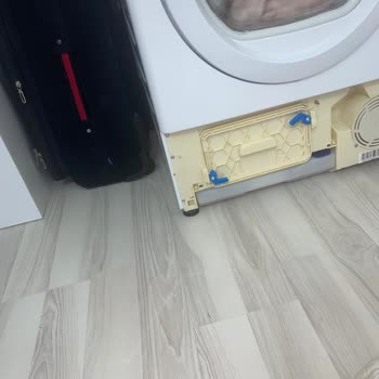 Hoover Kurutma Makinesi Servis Sorunu: Çözülmeyen Su Akıtma Problemi