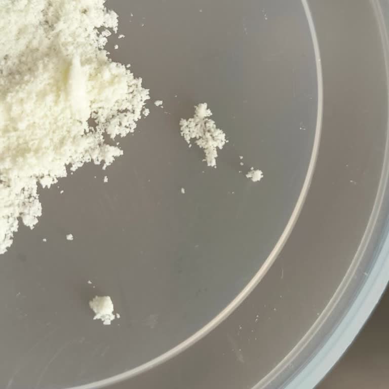 Bebek Mamasında Beklenmedik Yabancı Madde Endişesi