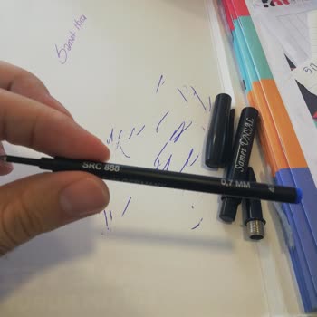 Doğum Günü Hediyesi Kalem Yazmıyor