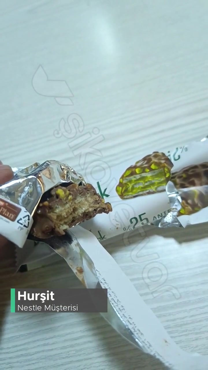 Nestle Damak Alâ Gofret videonun kapak resmi