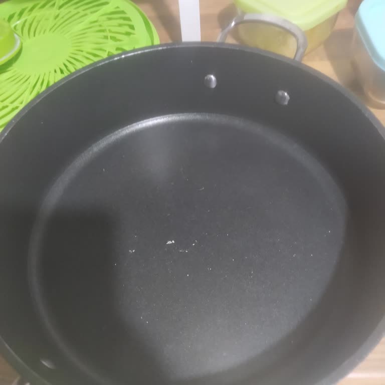 Titanyum Tencere Takımında Hayal Kırıklığı