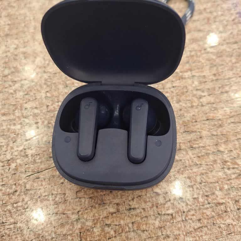 Anker R50i TWS Right Earbud Sound Level Dropped Significantly