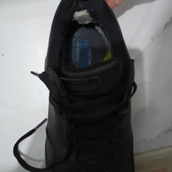 Ayakkabı Astarı Yırtıldı: Mağduriyet Ve Çözüm Arayışı