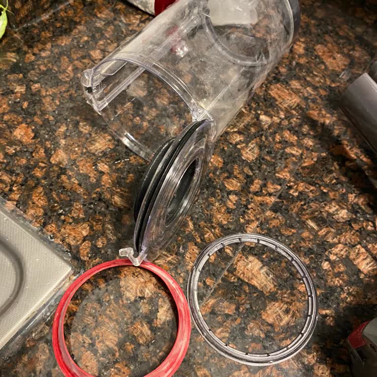 Dyson Süpürge: Kırmızı Lastik Sorunu Ve Stok Sıkıntısı