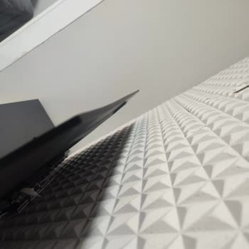 Vestel TV'de Fabrikasyon Hata: Yamuk Kasa Sorunu