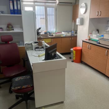 Özel Hastanede Uzayan Kan Testi Bekleyişi