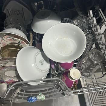 Bosch Bulaşık Makinesi Hayal Kırıklığı: Çözüm Bekliyoruz!