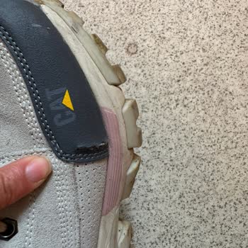 Derimod'dan Aldığım Botun Kalitesizliği Ve İlgisizlik