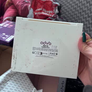 Hayal Kırıklığı: Kırık Ürün Ve Kirli Paket