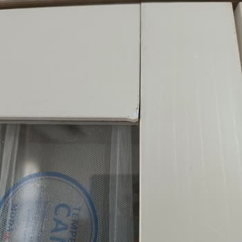 Hasarlı Mobilya Ve İlgisiz Servis Sorunu