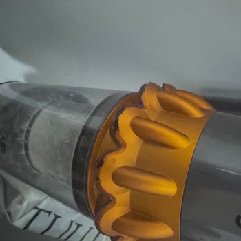 Dyson V15: Kozmetik Sorunlar Ve Teknik Destek Hayal Kırıklığı