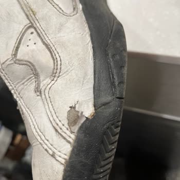 Nike Ayakkabıda Kalite Sorunu Ve Yetersiz Müşteri Hizmeti