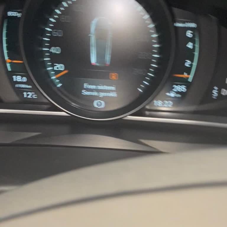 Volvo V40 Fren Arızası Ve Servis İlgisizliği