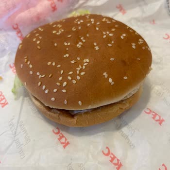 KFC Bahçeşehir: Beklentilerin Altında Ürün Sunumu Ve Müşteri İlişkileri