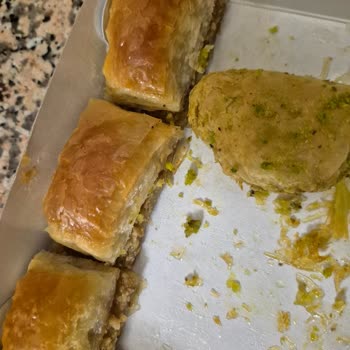 Bayat Cevizli Baklava Hayal Kırıklığı