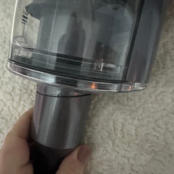 Dyson V12 Toz Haznesi Kapağı Sorunu